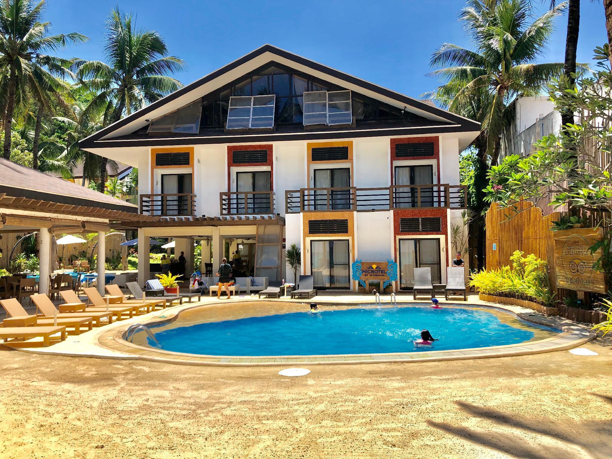 Microtel By Wyndham Boracay Balabag  Екстер'єр фото