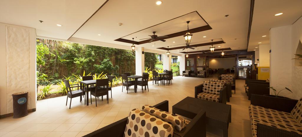Microtel By Wyndham Boracay Balabag  Екстер'єр фото